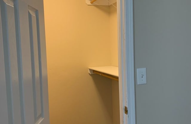 3 bed/2 bath house - 407 West Worley Street, Columbia, MO 65203