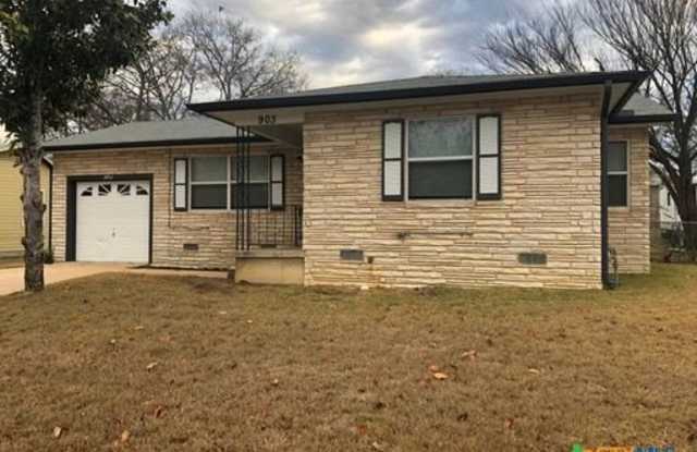 903 Leonhard Street - 903 Leonhard Street, Copperas Cove, TX 76522