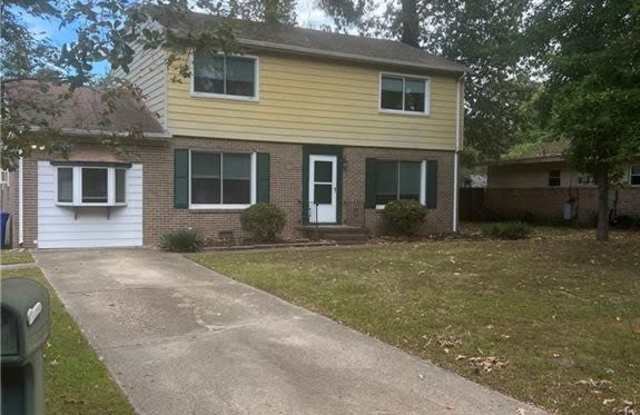 10 Excalibur PL - 10 Excalibur Place, Newport News, VA 23602