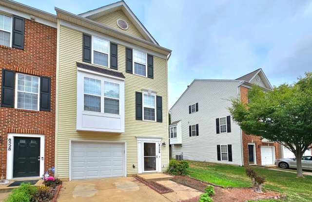 8526 TOWNE MANOR COURT - 8526 Towne Manor Court, Fairfax County, VA 22309