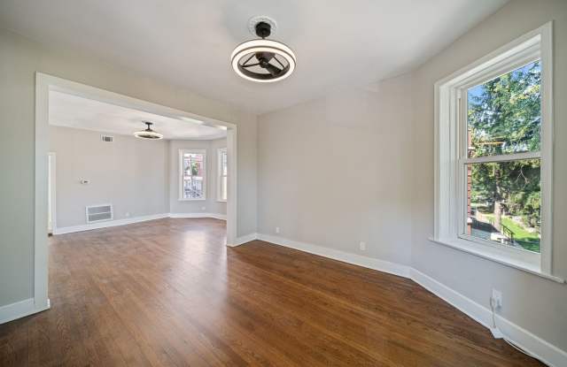 624 N Monticello Avenue Gallery 3