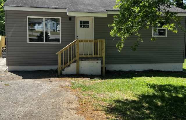 5201 Tanner Street photos photos
