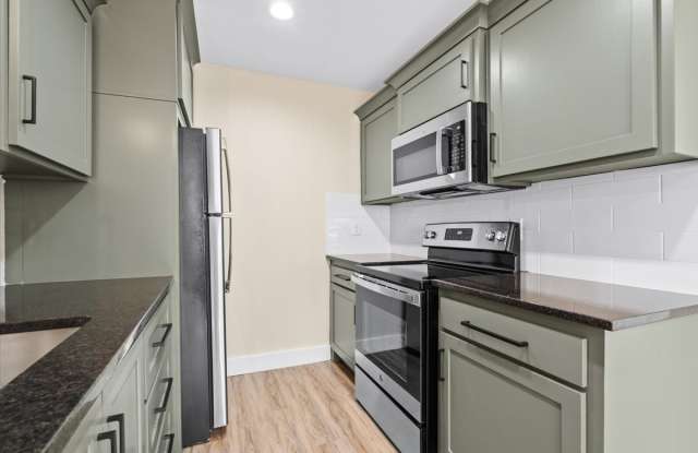621 Chestnut Street - East Gallery 2