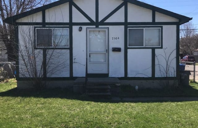 7504 Lozier St - 7504 Lozier Avenue, Warren, MI 48091