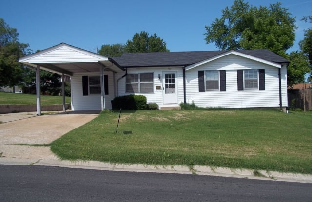 949 E. 1st Street - 949 East 1st Street, Washington, MO 63090