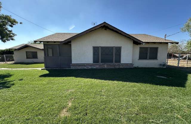 14330 Bon View Avenue photos photos
