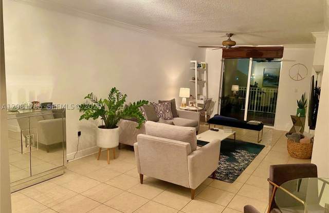 1650 Coral Way Gallery 4