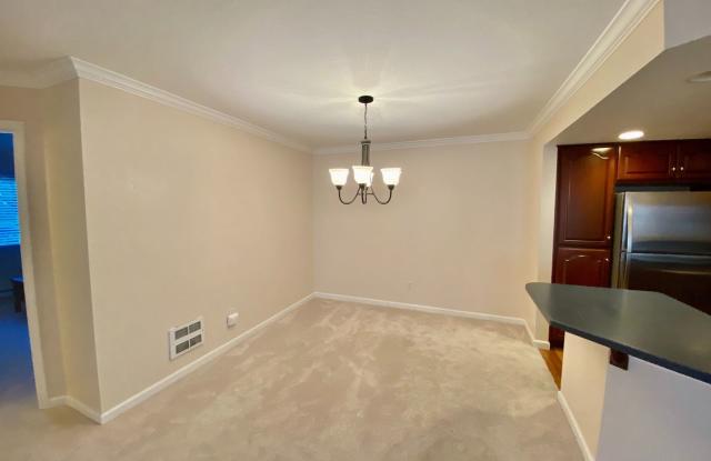 1250 Bellevue Way NE Apt 3 Gallery 3