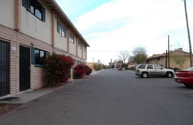 6814 North 44th Avenue #4 - 1 Gallery 3