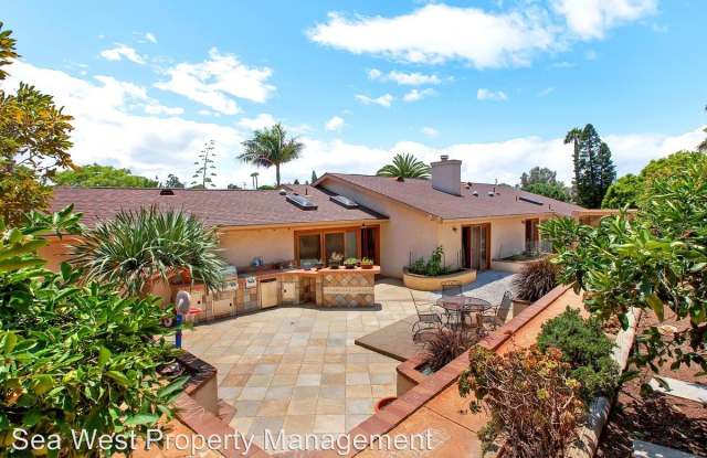 4000 James Dr - 4000 James Drive, Carlsbad, CA 92008