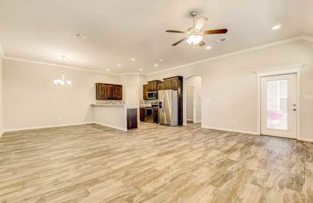 305 Amethyst Court Gallery 2
