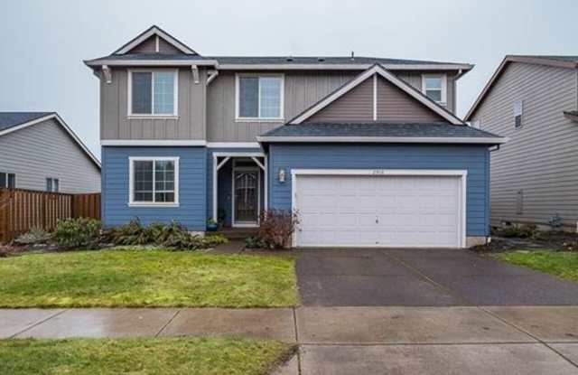 Beautiful 3 bedroom with bonus loft area in North Albany! photos photos
