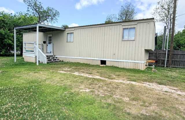 Affordable 1 BR, 1 BA Mobile Home on a Private Lot in Sulphur, LA photos photos