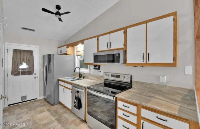 621 Varsity Drive Gallery 3