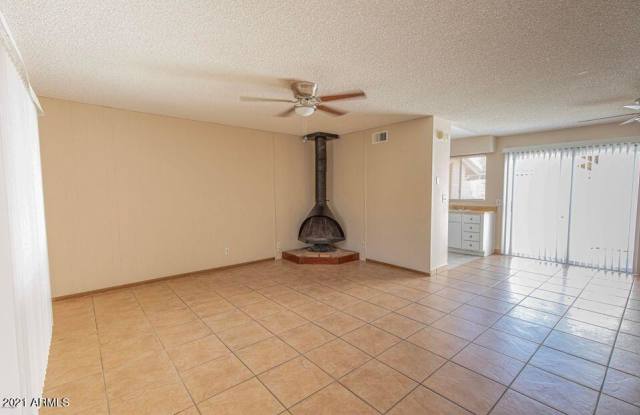 2642 E ORANGE Street Gallery 3