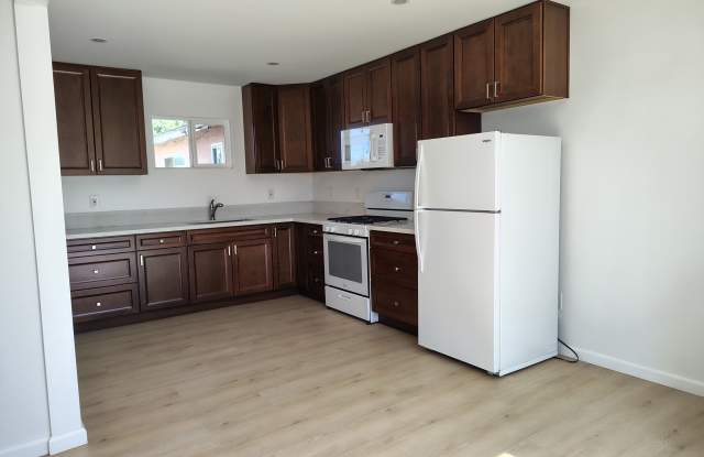 1487 Hilltop Dr photos photos