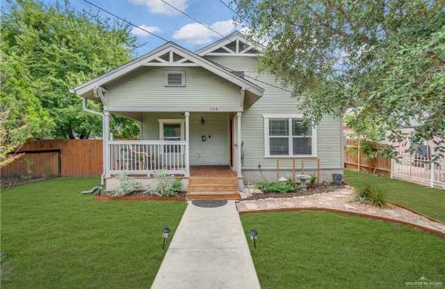 134 East High Avenue photos photos