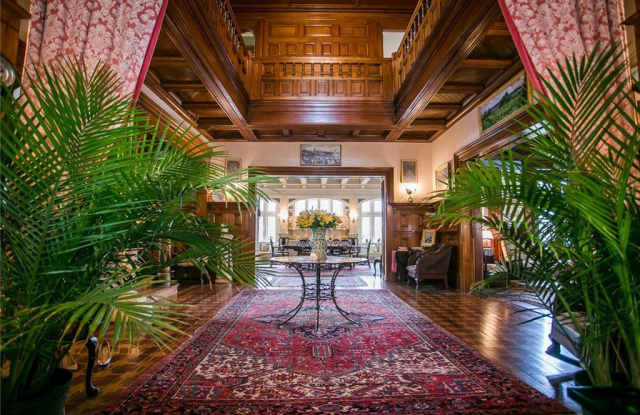328 Bellevue Avenue Gallery 4