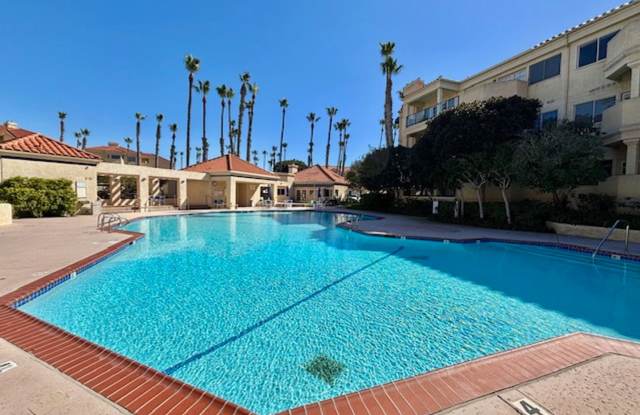 Oxnard | Channel Islands Harbor | 2 Bed + 2 Bath with den! | Waterfront Condo | Gated Community | 4249 Harbour Island photos photos