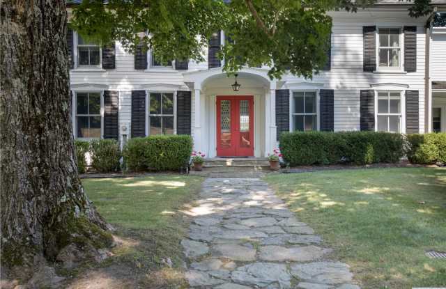 173 Pumpkin Lane Gallery 3