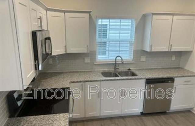 3402 Littlefield Way Gallery 2