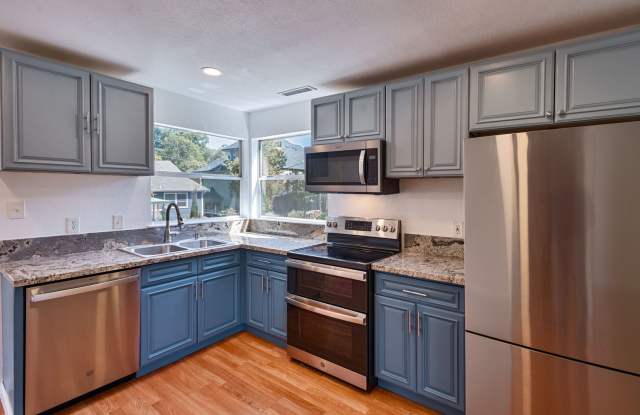 Charming Updated 1 Bedroom Home in Placerville with Deck! photos photos Charming Updated 1 Bedroom Home in Placerville with Deck! photos photos