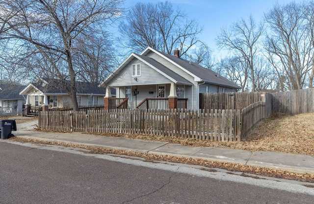 Updated 3 bedroom, 1 bathroom home close to Downtown Columbia photos photos