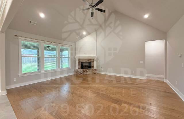Tontitown- Single-Family Home- Spacious Kennedy Bonus Plan - 5th Bedroom/Bonus Room Gallery 4