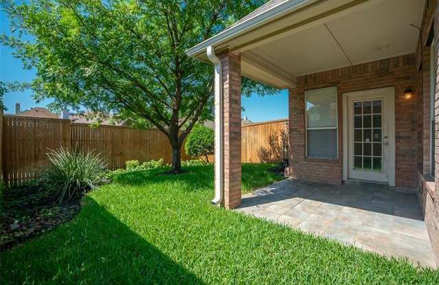 4104 Aldenham Drive Gallery 4