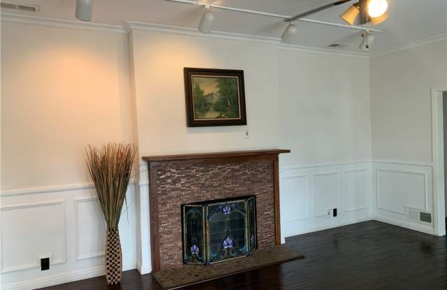 257 W Woodruff Avenue Gallery 3