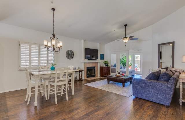 9175 E POINSETTIA Drive Gallery 3