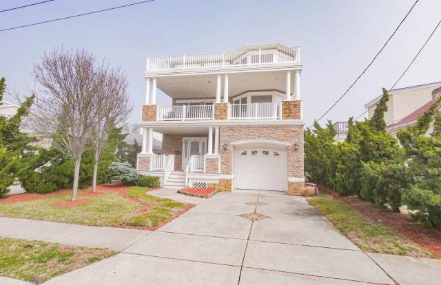 229 N 8th Street - 229 8th Street South, Brigantine, NJ 08203