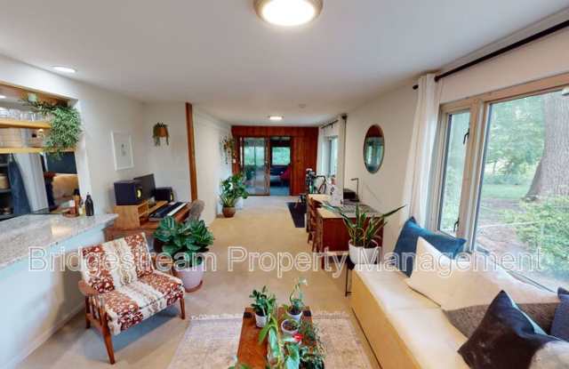 2125 Belloak Drive Gallery 3