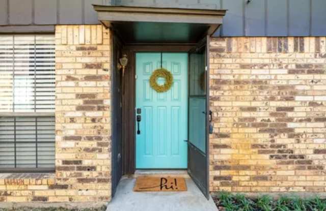 1935 Abshire Lane - 1935 Abshire Lane, Dallas, TX 75228