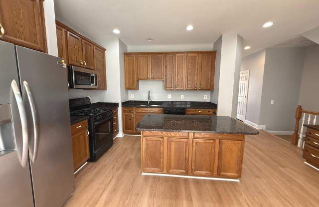 6866 WITTON Circle Gallery 2