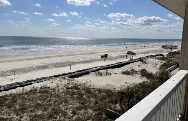 Oceanfront Furnished Vacation home 4 bedrooms/ 3 bath Rent Includes Utilities, 2 balconies Available Aug 2023 through Dec 28 2023 - 919 North Atlantic Avenue, New Smyrna Beach, FL 32169