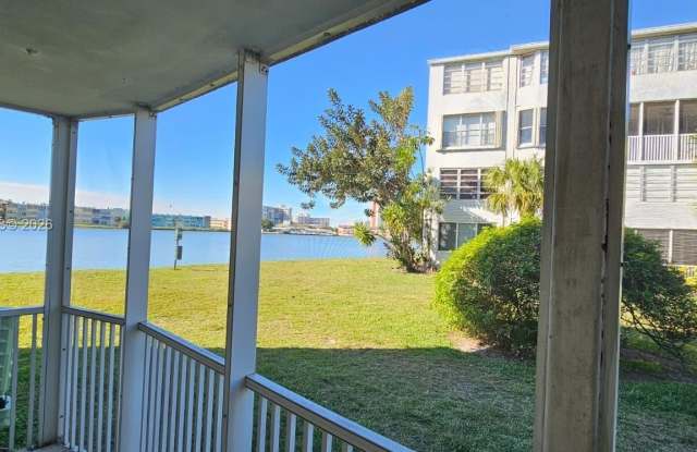 1670 NE 191st St photos photos