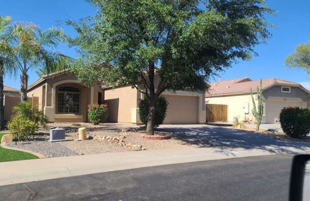 3-bedroom, 2-bath at Crismon/Baseline Gallery 3