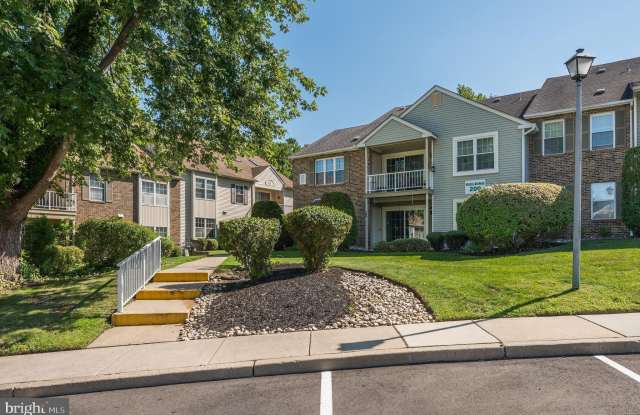 217 THORNWOOD DRIVE photos photos