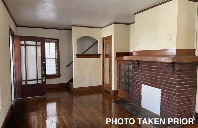 FOR SALE - Large 3 bedroom Gallery 3