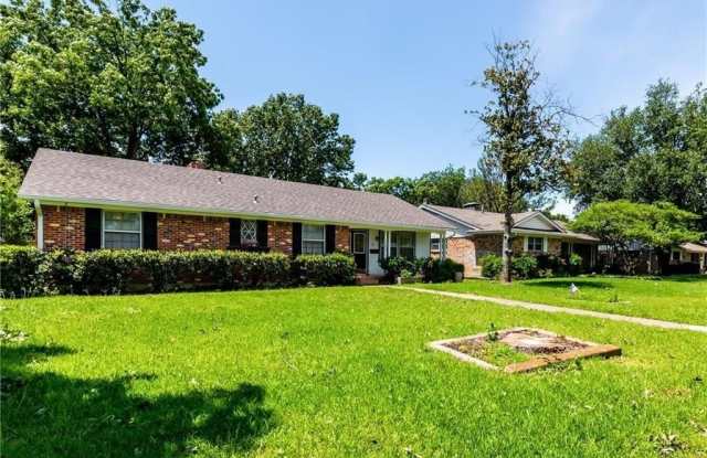 1840 Baxley Drive - 1840 Baxley Drive, Carrollton, TX 75006