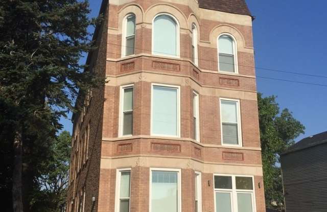 2002 S Desplaines Street unit: 1F photos photos