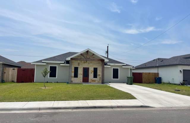 819 Lark St. photos photos