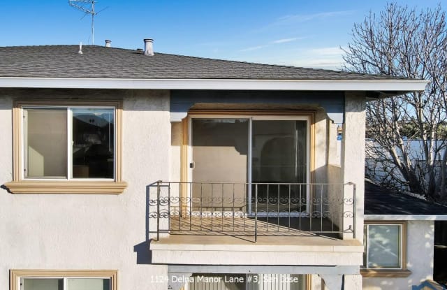 1124 Delna Manor LN 3 Gallery 2