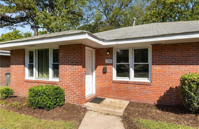 1720 W 48th Street photos photos