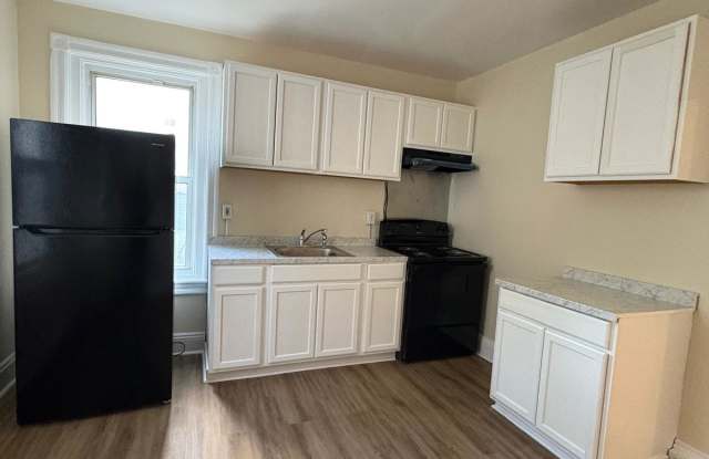 520 Fiot Avenue - 2 photos photos
