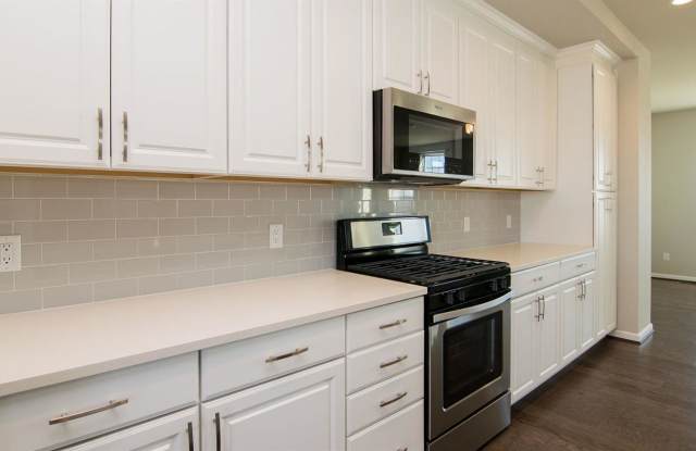 2709 S Spurway Drive Gallery 4