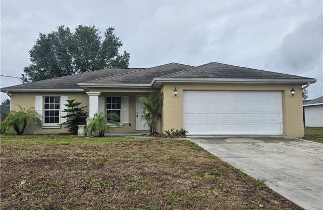 2615 58th Street W photos photos