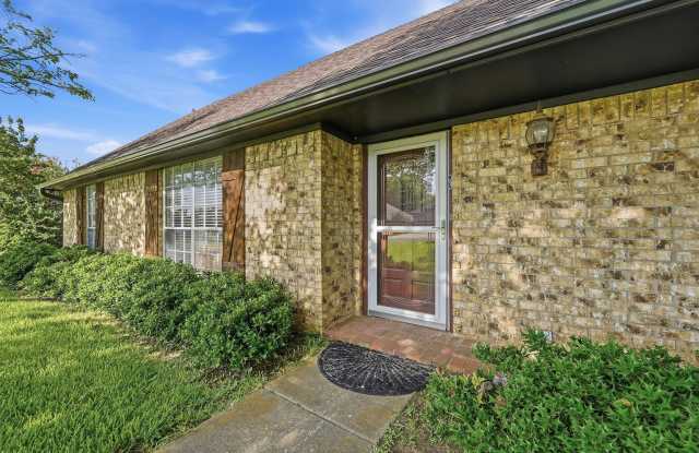720 Blanton Drive Gallery 4