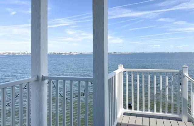 453 NE Indian River Drive Gallery 2